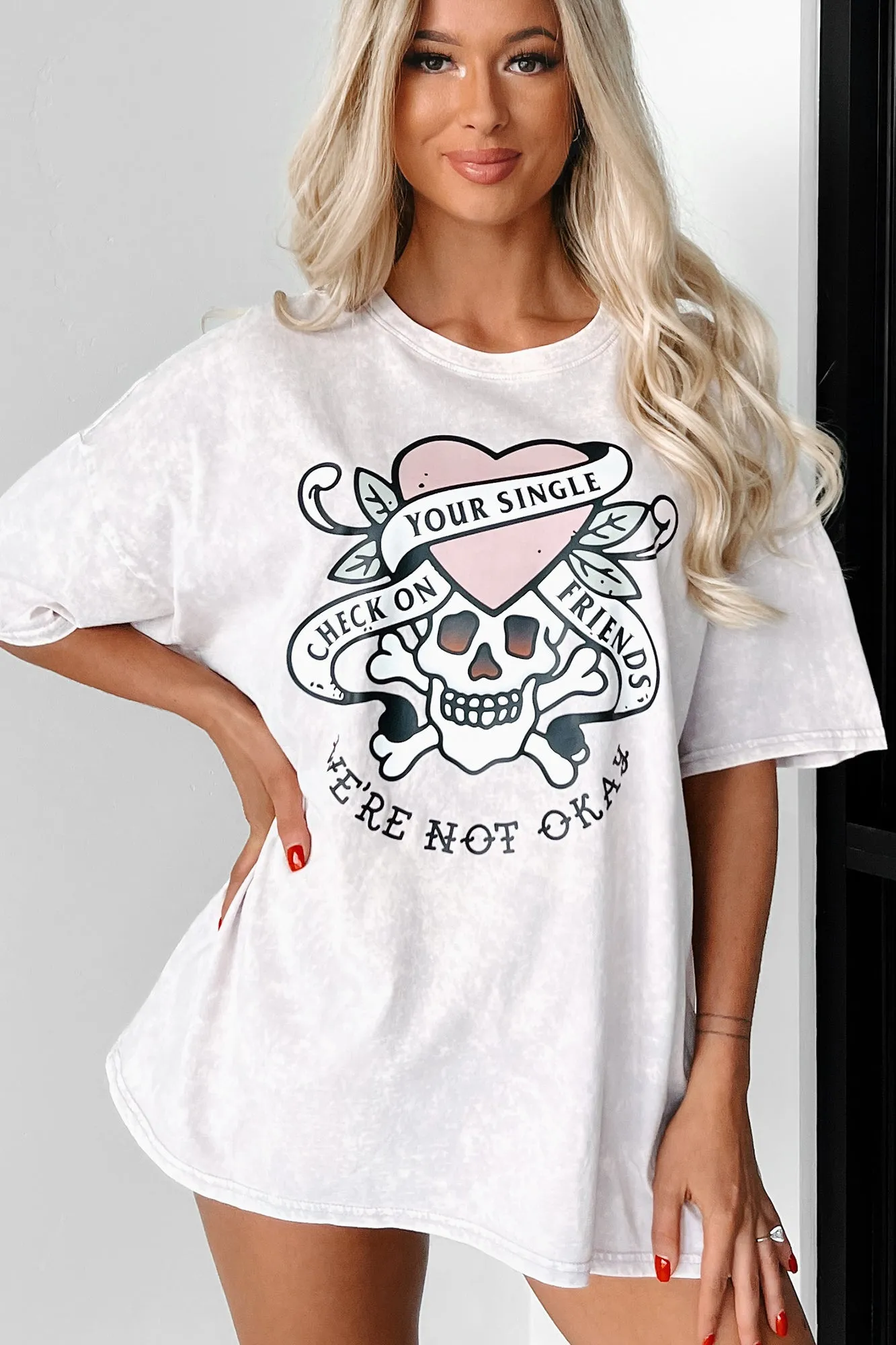 "Check On Your Single Friends" Oversized Acid Wash Graphic T-Shirt (Pastel Violet) - Print On Demand