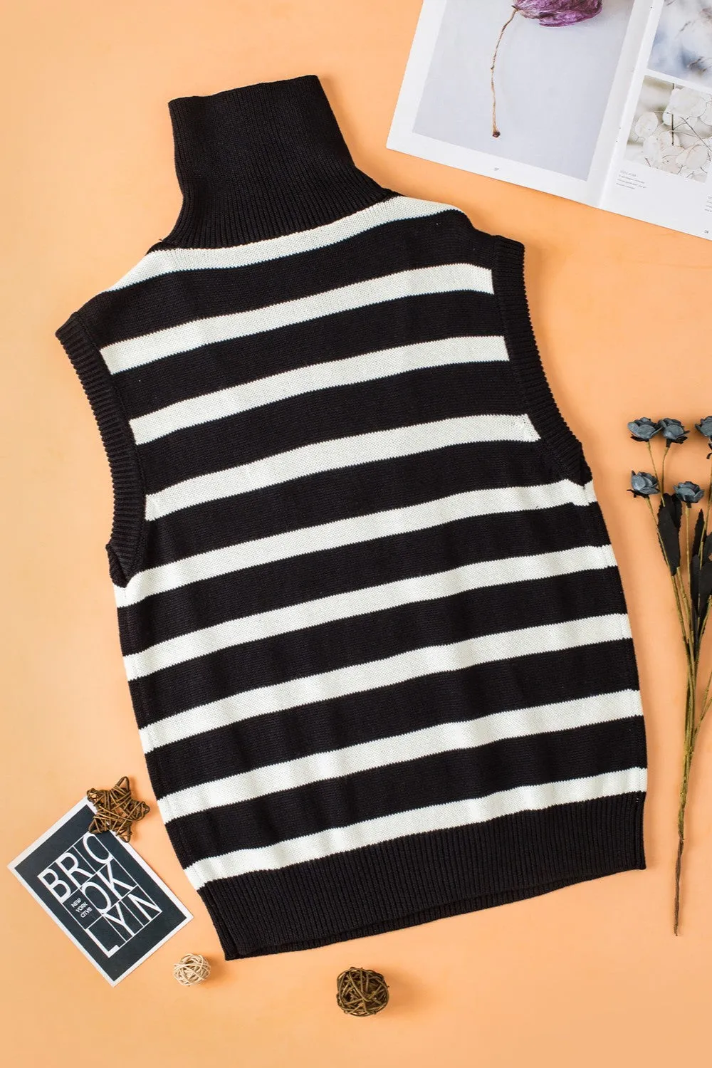 TEEK - Black White Striped Half Zip Sweater Vest