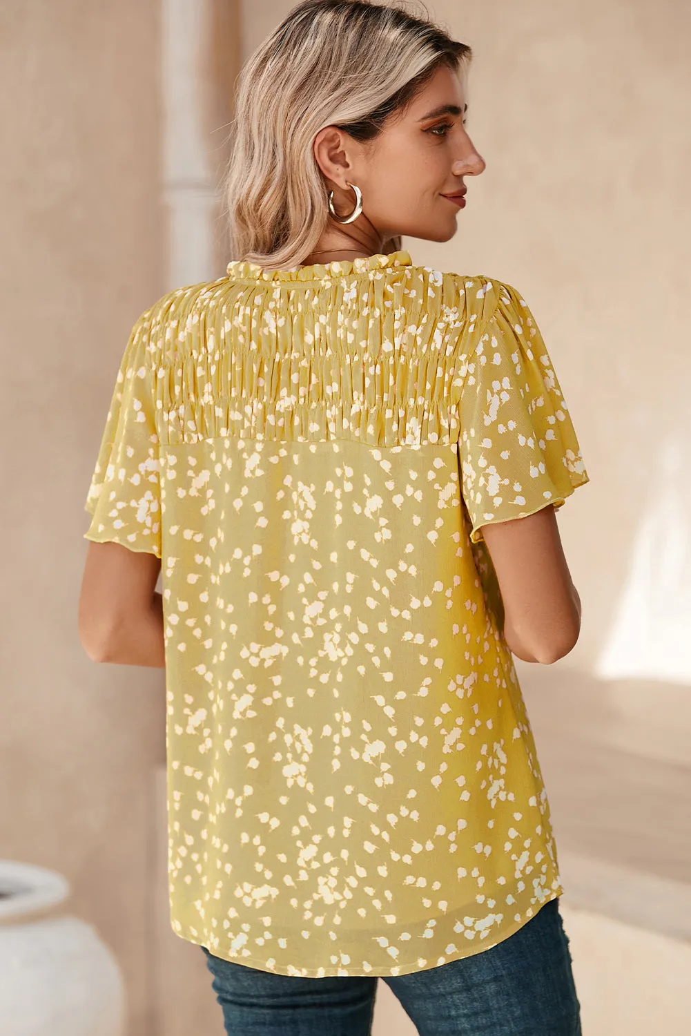 Women's Casual V Neck Floral Print Smocked Short Sleeve Chiffon Blouses