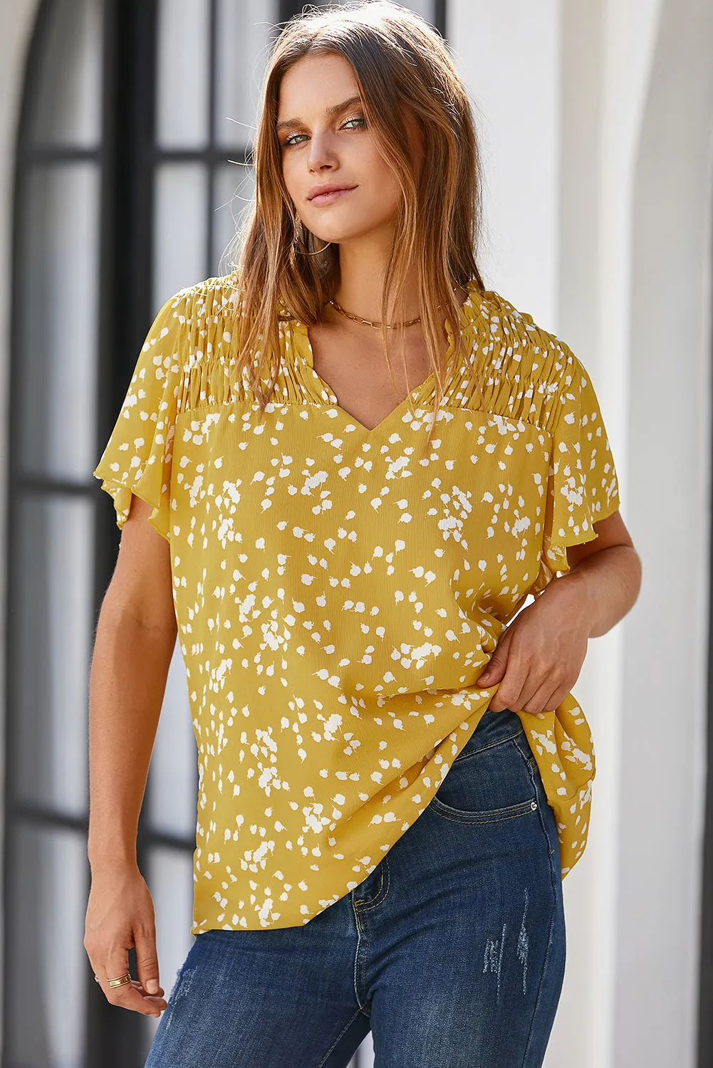 Women's Casual V Neck Floral Print Smocked Short Sleeve Chiffon Blouses